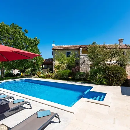 Ive Villa *